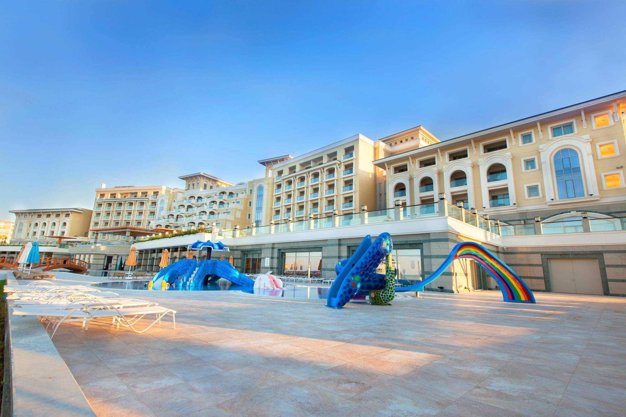 Merit Royal Hotel & Casino Karavas  المظهر الخارجي الصورة