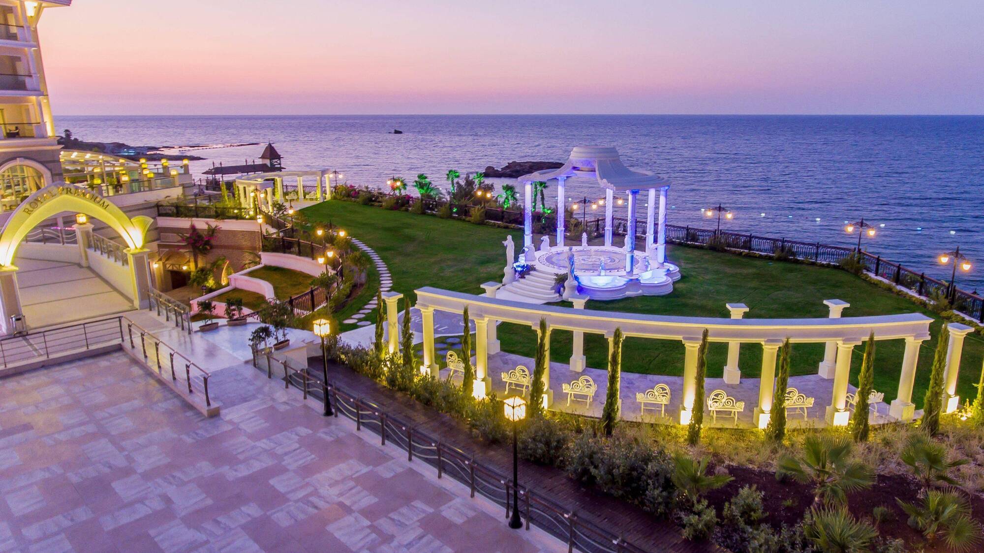 Merit Royal Hotel & Casino Karavas  المظهر الخارجي الصورة